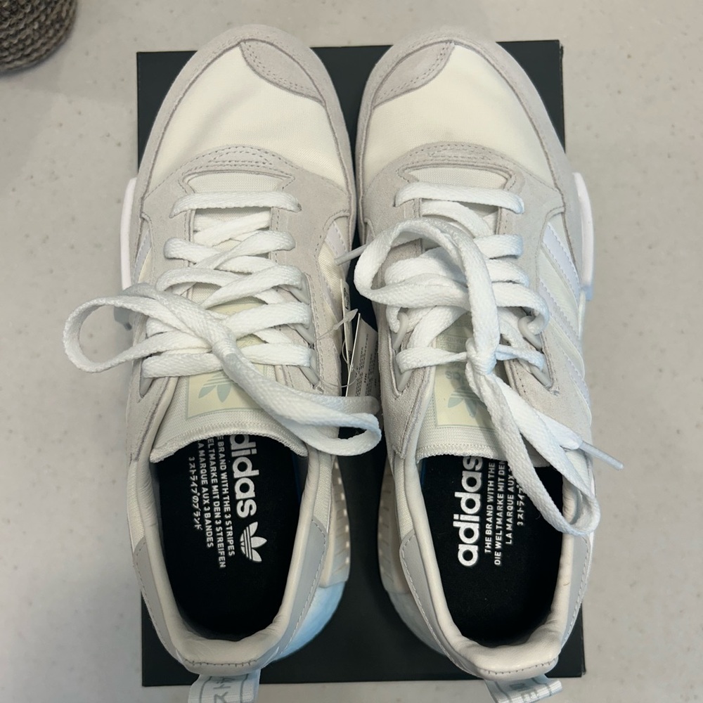 Adidas Boston SuperX R1 - Picture 6 of 6